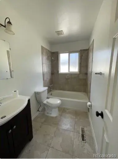 1321 Sable Boulevard Aurora CO 80011 | MLS #REC9362514 02132026143412 383 21