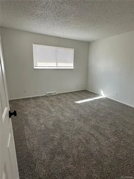 1321 Sable Boulevard Aurora CO 80011 | MLS #REC9362514 02132026143412 800 13