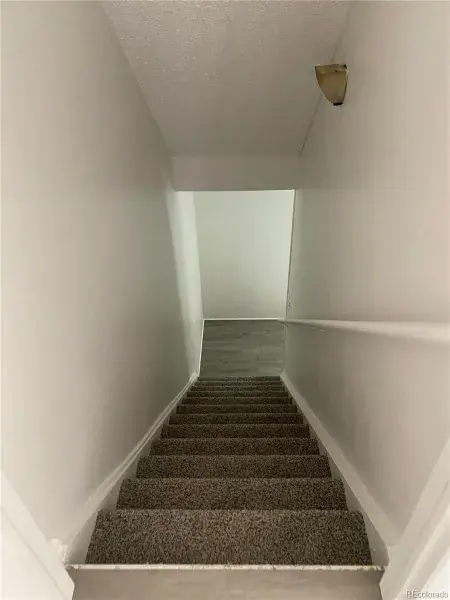 1321 Sable Boulevard Aurora CO 80011 | MLS #REC9362514 02132026143412 800 3