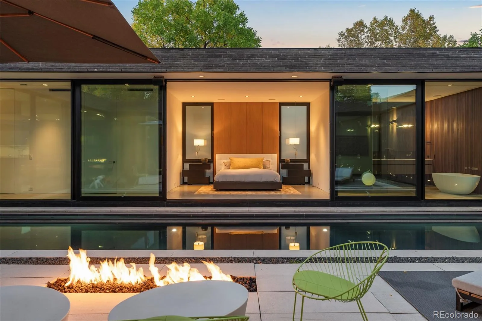 04112026172149 1600 23