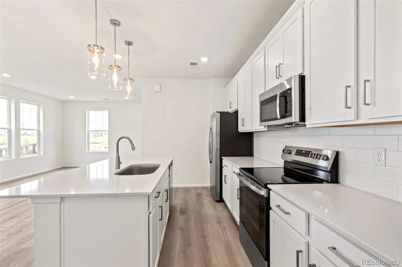 5753 N Lisbon Street Aurora CO 80019 | MLS #REC9369111 08132026213920 1600 2