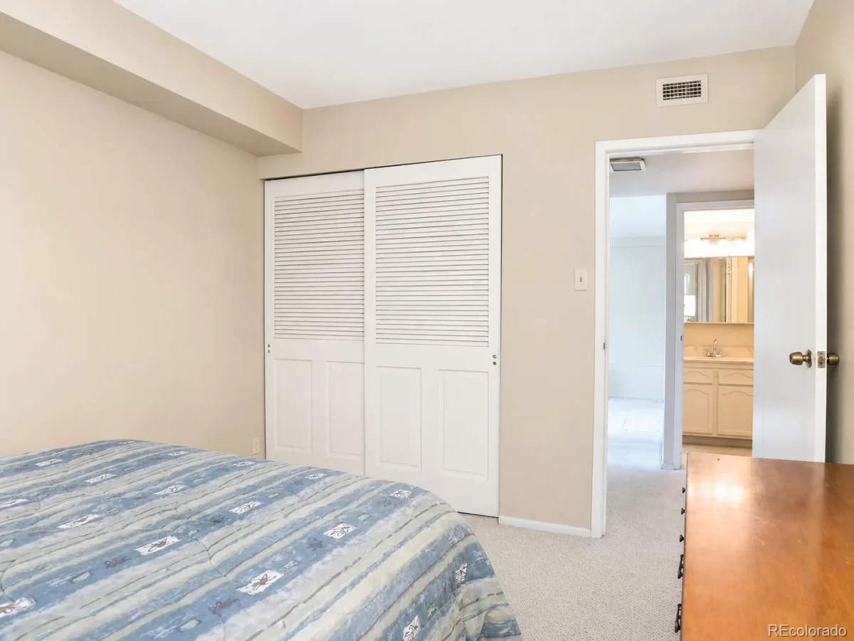 1200 Humboldt Street #804 Denver CO 80218 MLS #REC9369622 06052026030813 1200 19