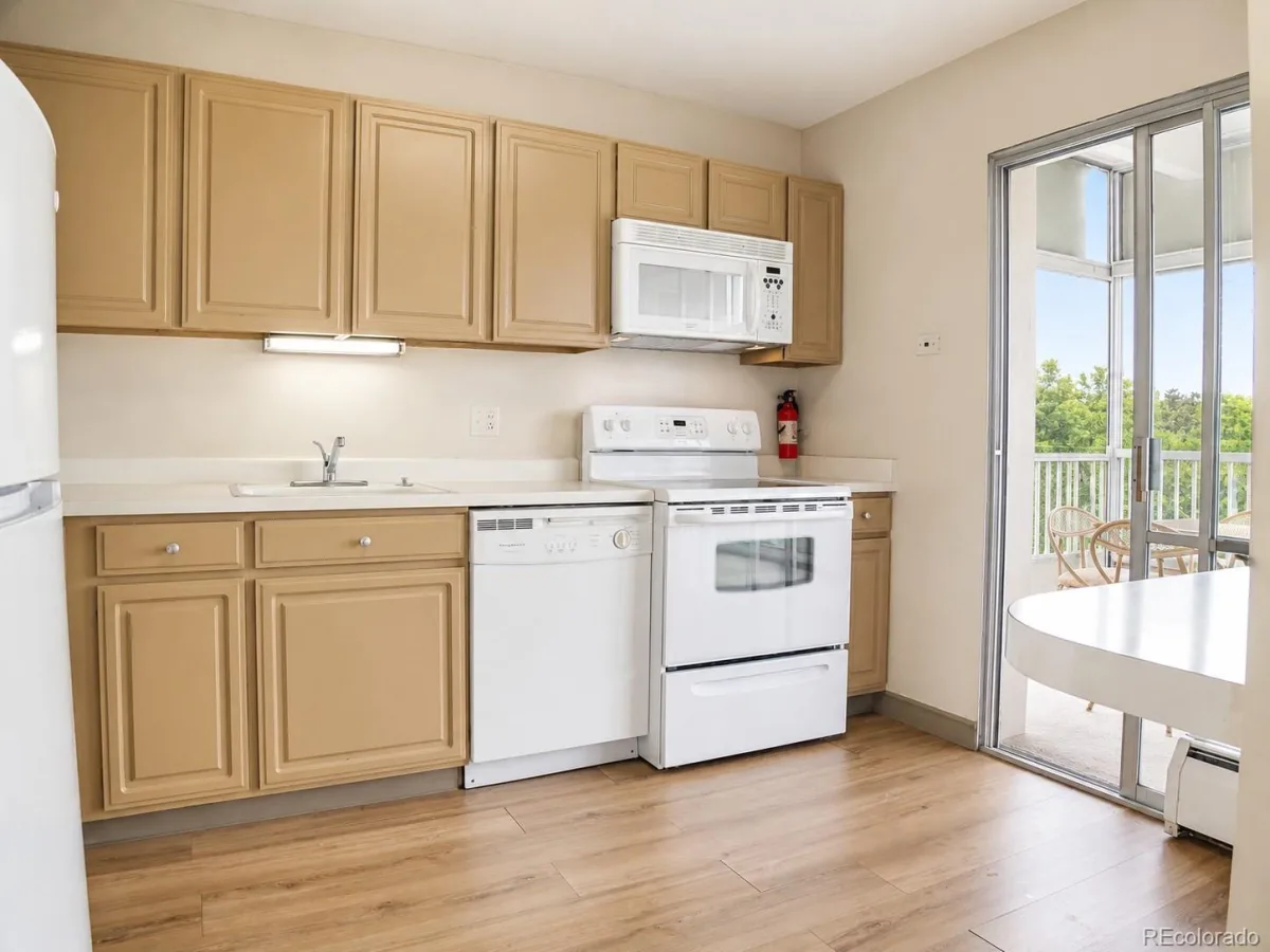 1200 Humboldt Street #804 Denver CO 80218 MLS #REC9369622 06052026030813 1200 8