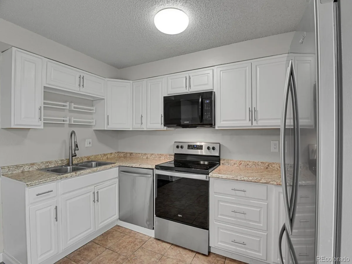 14053 E Bails Place Aurora CO 80012 | MLS #REC9373159 08062026145317 1200 6