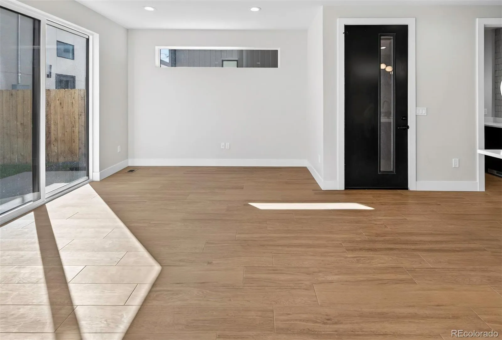 04212026232010 1600 5