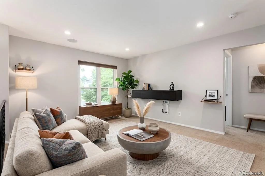 19161 E Louisiana Avenue Aurora CO 80017 | MLS #REC9377800 09302026042337 1024 6