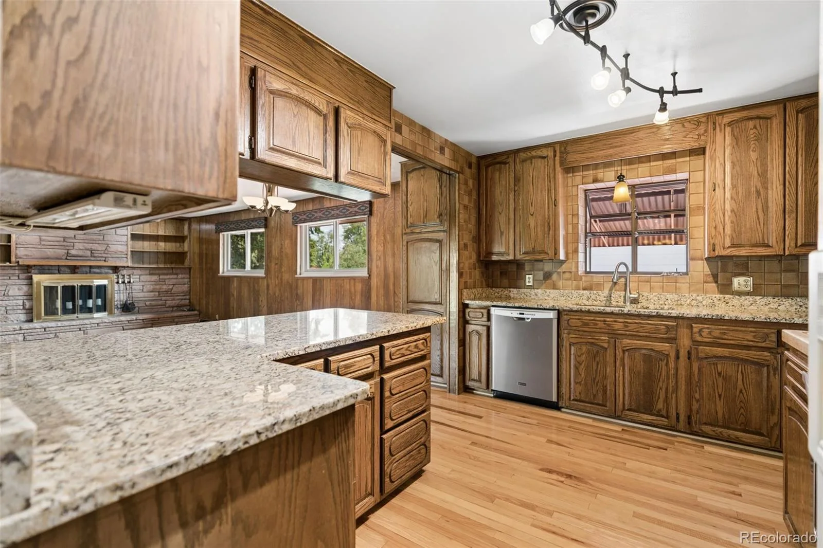 7830 Bradburn Boulevard Westminster CO 80030 | MLS #REC9378509 08142026200249 1600 7