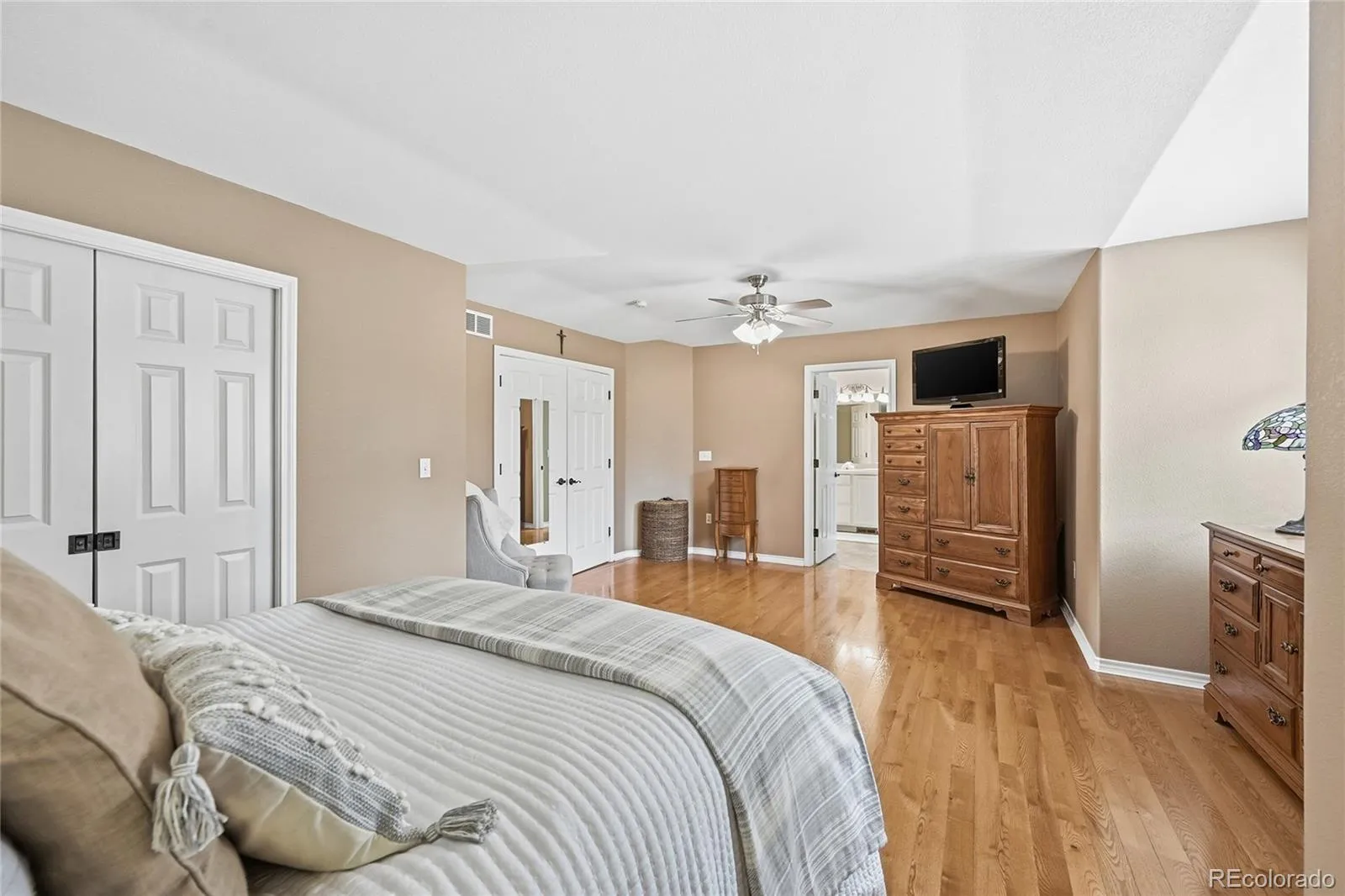 5822 Irish Pat Murphy Drive Parker CO 80134 MLS #REC9380088 05122026230924 1600 22