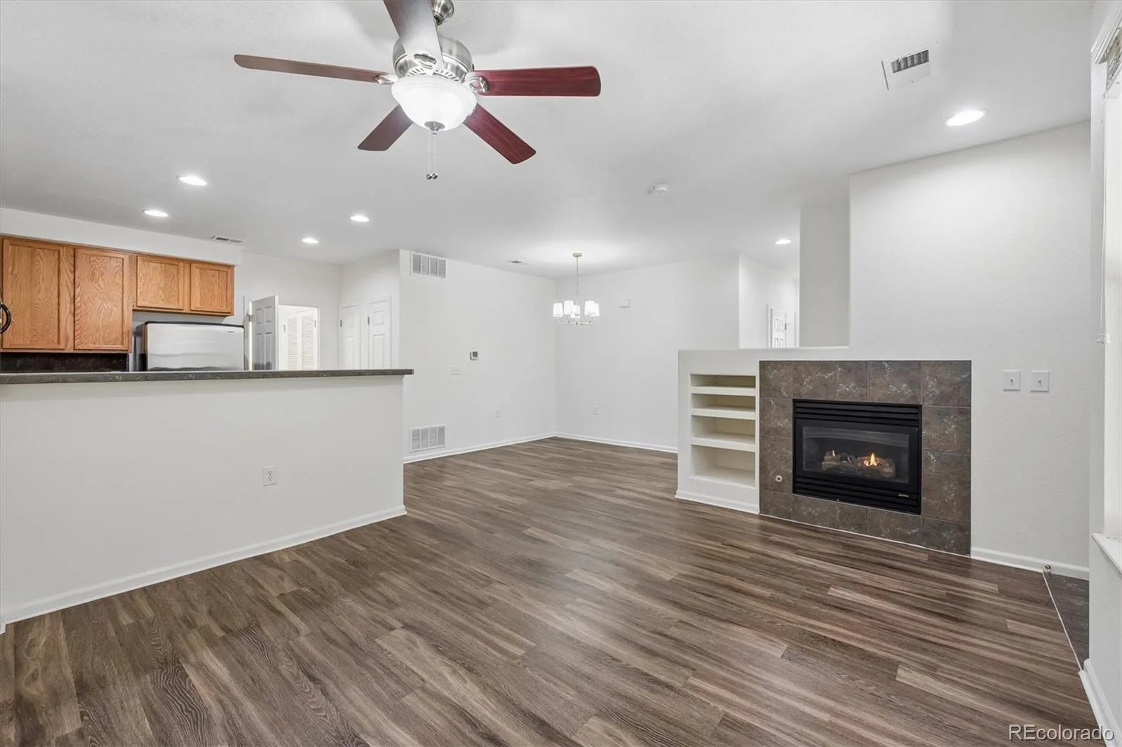 7777 E 23rd Avenue #1403 Denver CO 80238 | MLS #REC9381337 08202026212023 1600 3