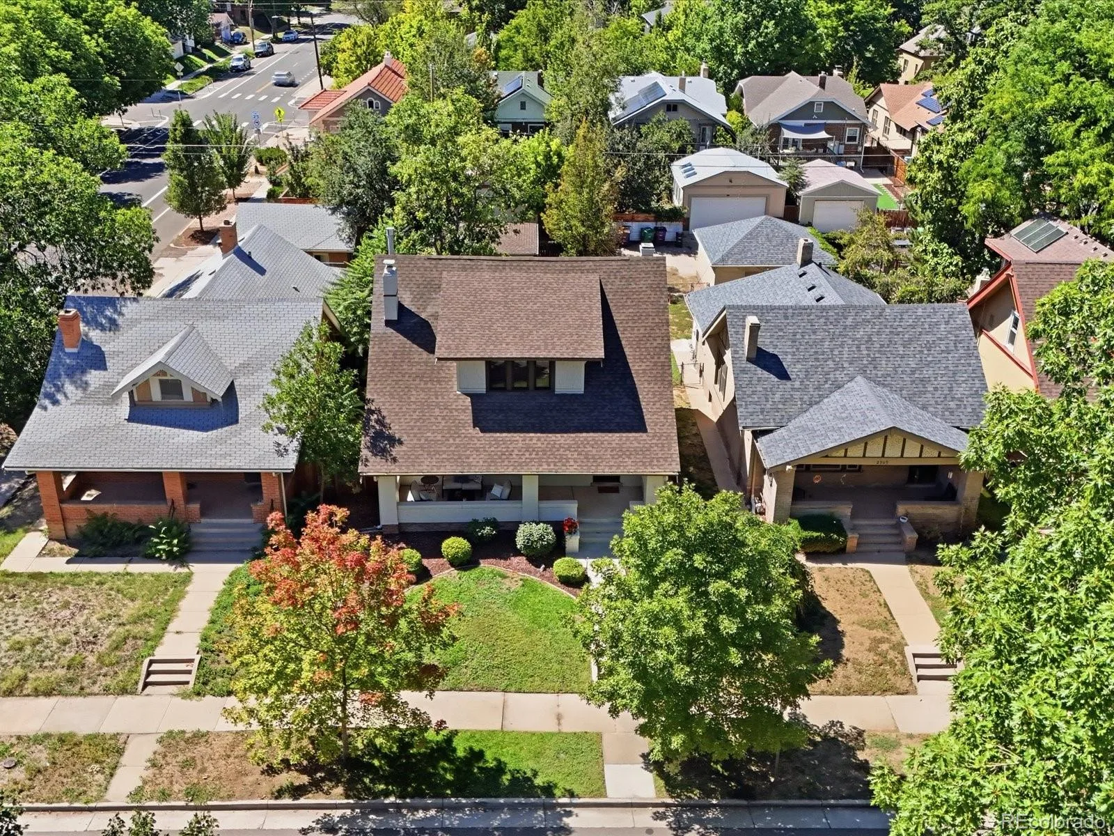 2307 Grape Street Denver CO 80207 | MLS #REC9381856 10152026015957 1600 39