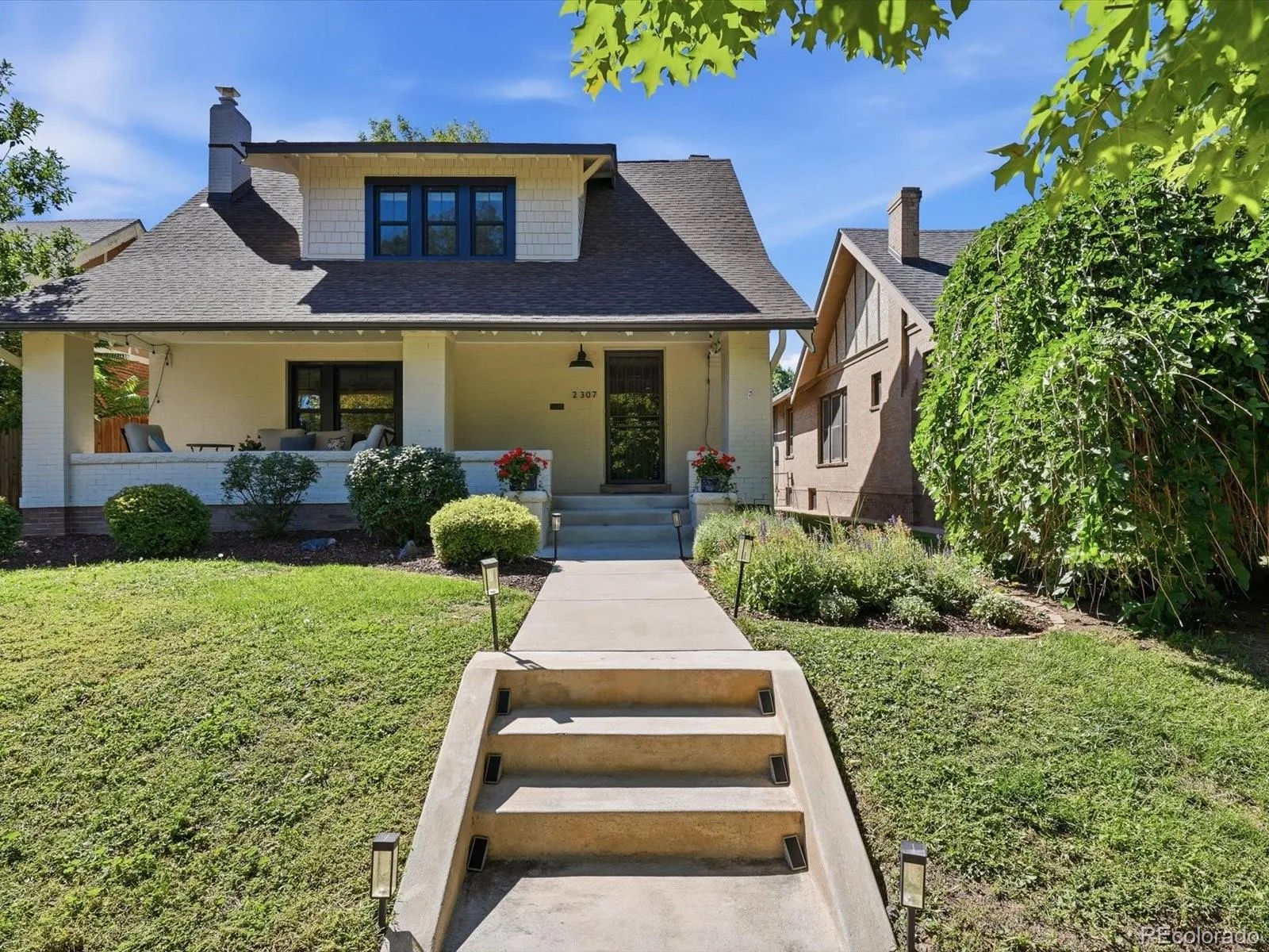 2307 Grape Street Denver CO 80207 | MLS #REC9381856 10152026015957 1600 44