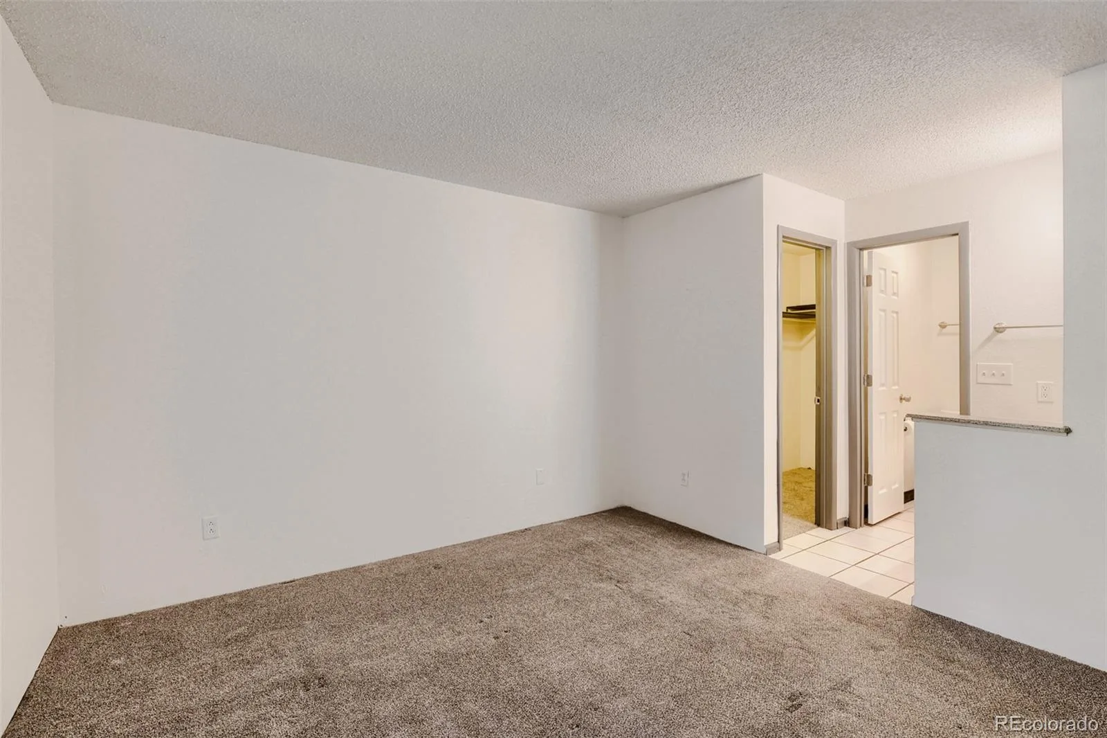 8378 S Upham Way #B106 Littleton CO 80128 | MLS #REC9384851 07302026151736 1600 12