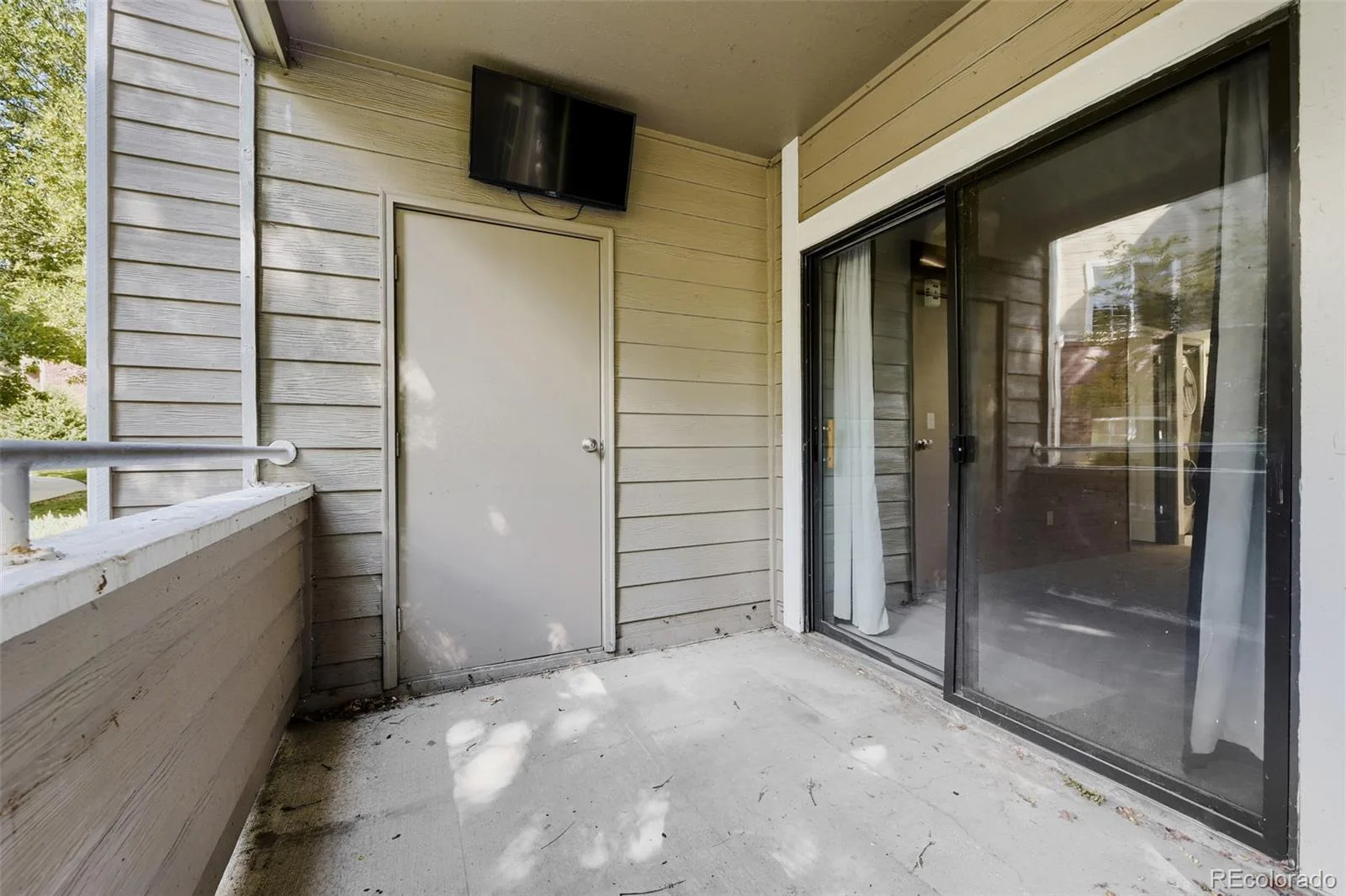 8378 S Upham Way #B106 Littleton CO 80128 | MLS #REC9384851 07302026151736 1600 24