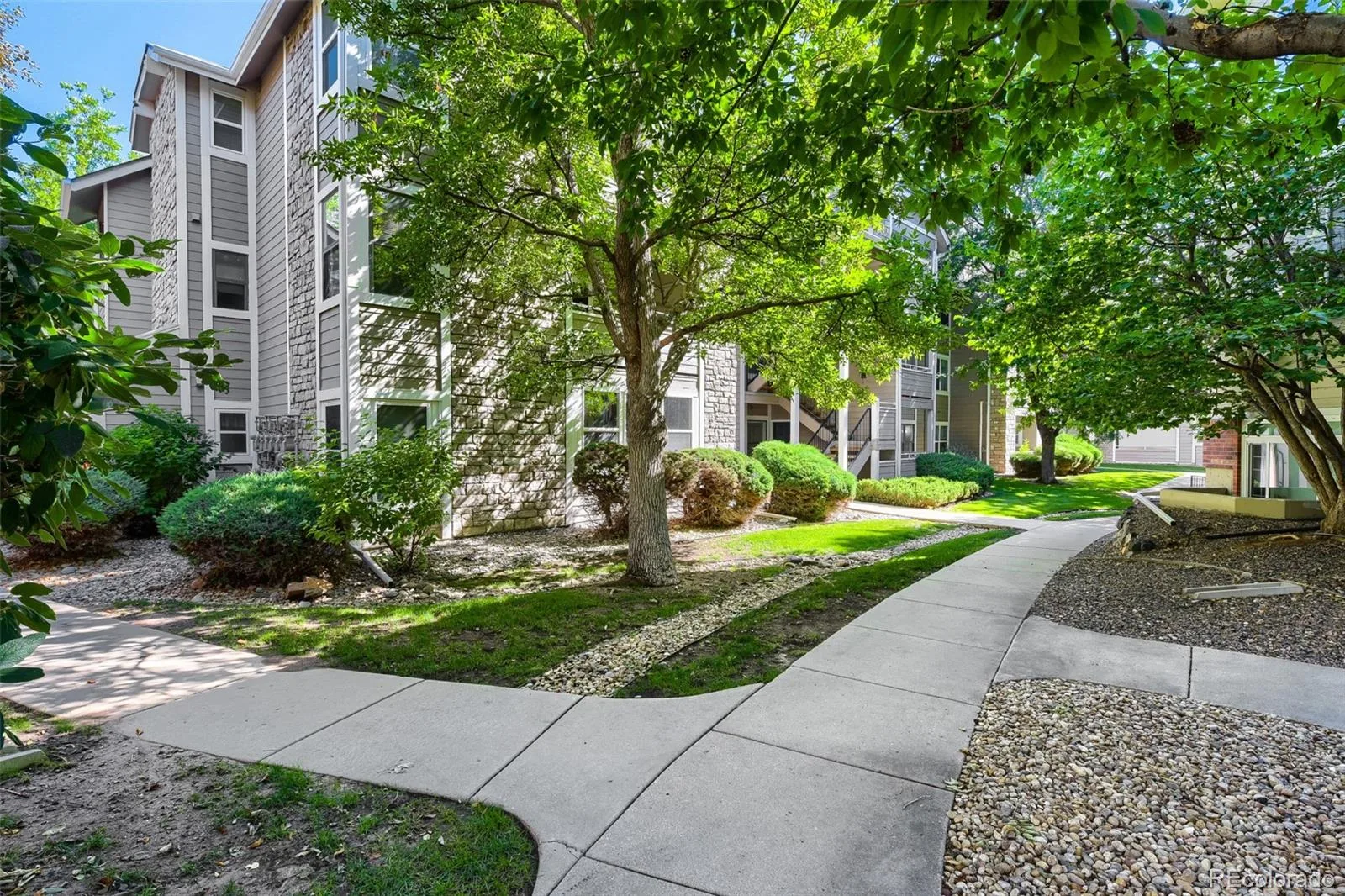 8378 S Upham Way #B106 Littleton CO 80128 | MLS #REC9384851 07302026151736 1600 3