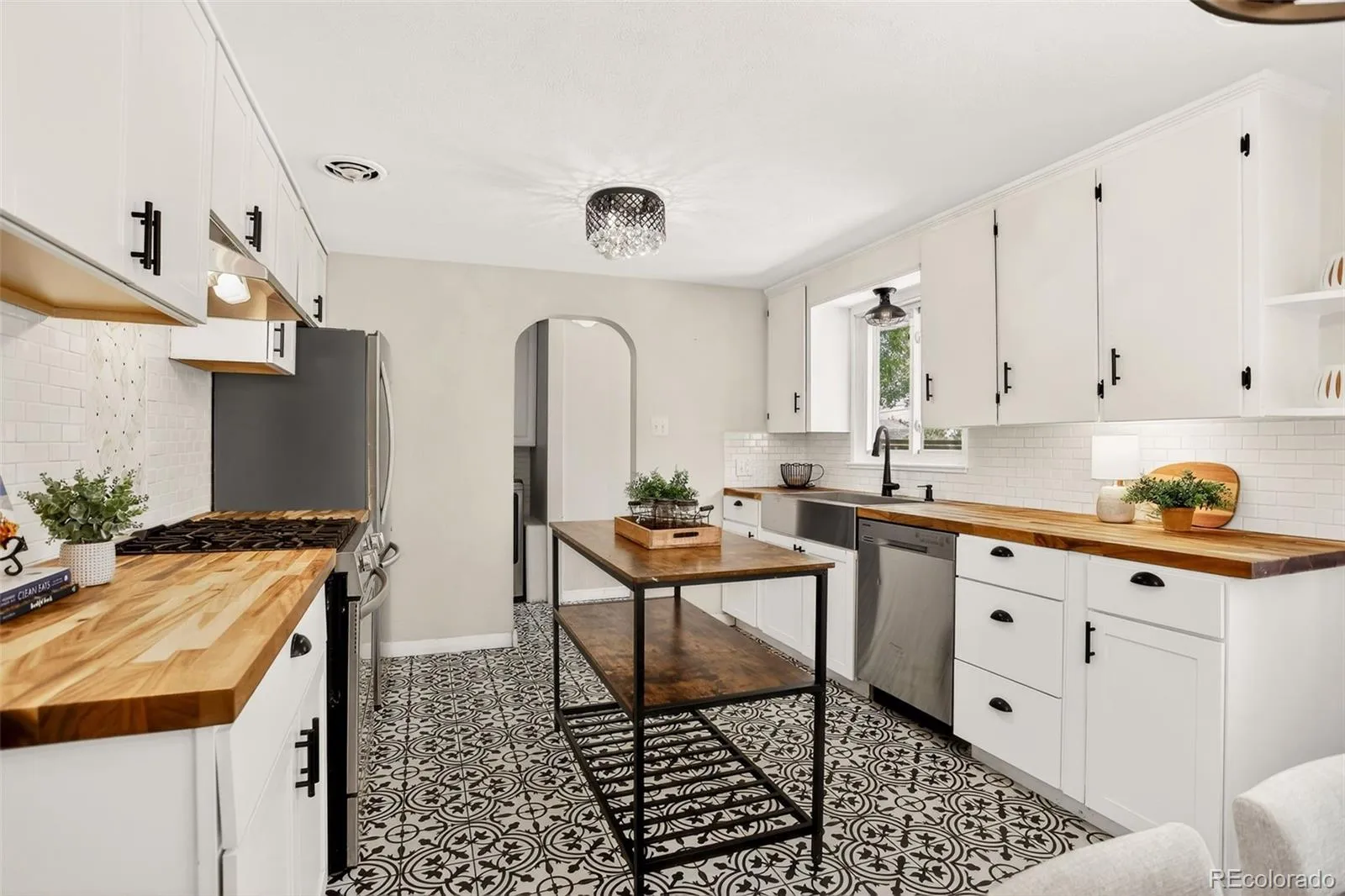 4160 Ammons Street Wheat Ridge CO 80033 MLS #REC9385944 05122026161457 1600 10