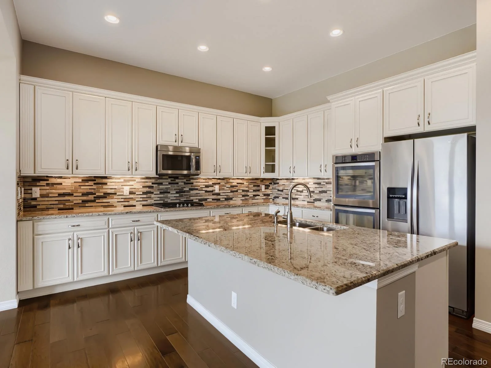 8450 S Biloxi Court Aurora CO 80016 | MLS #REC9388603 08042026200539 1600 2
