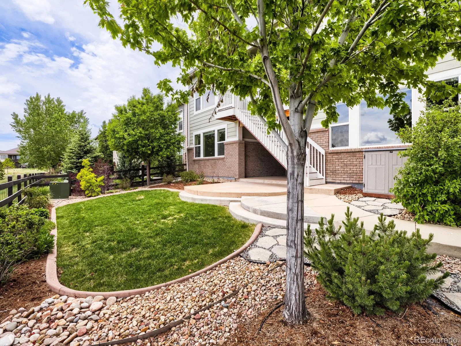 8450 S Biloxi Court Aurora CO 80016 | MLS #REC9388603 08042026200539 1600 32