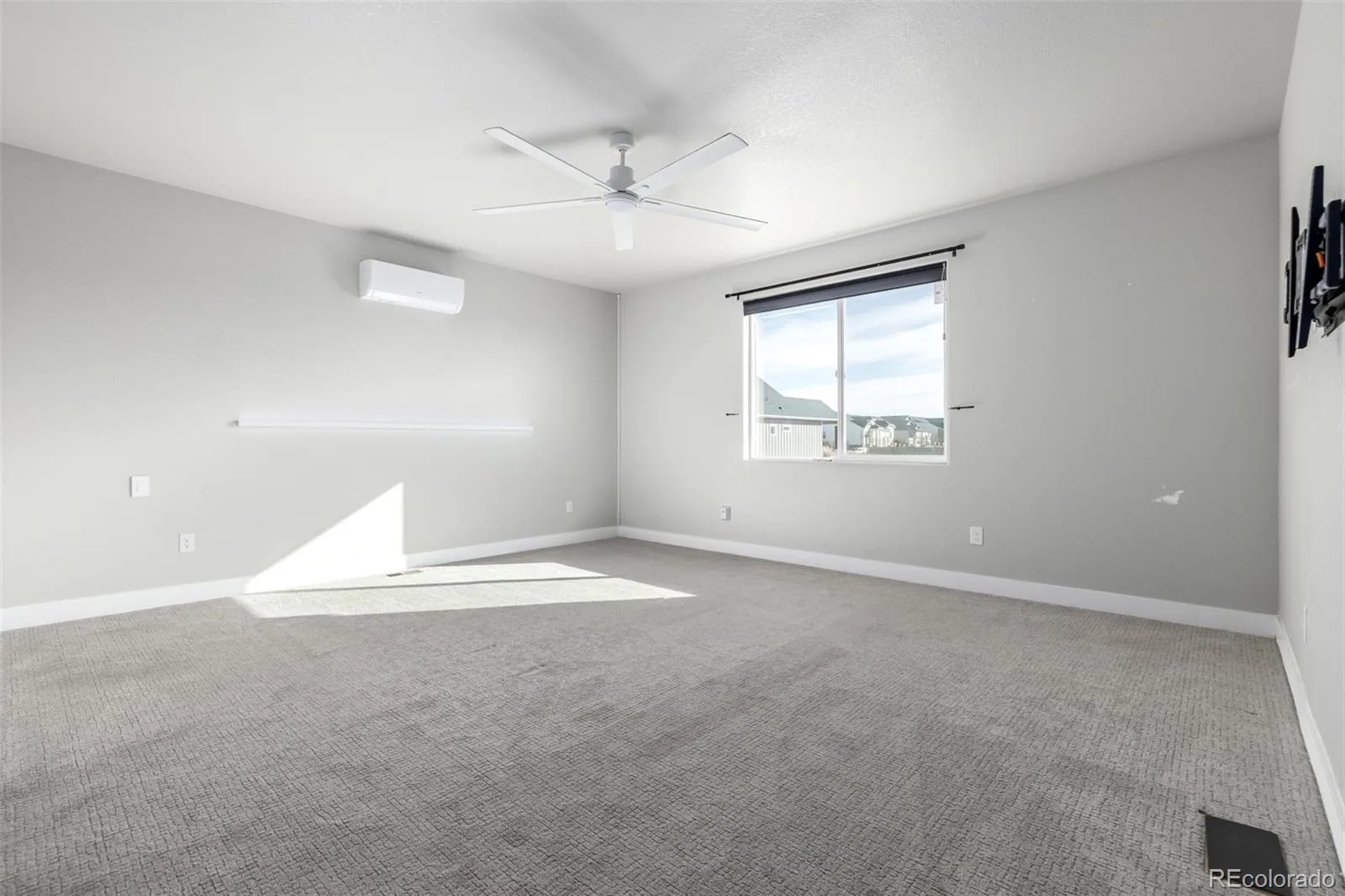 23814 E 36th Place Aurora CO 80019 | MLS #REC9389275 08202026011222 1600 16