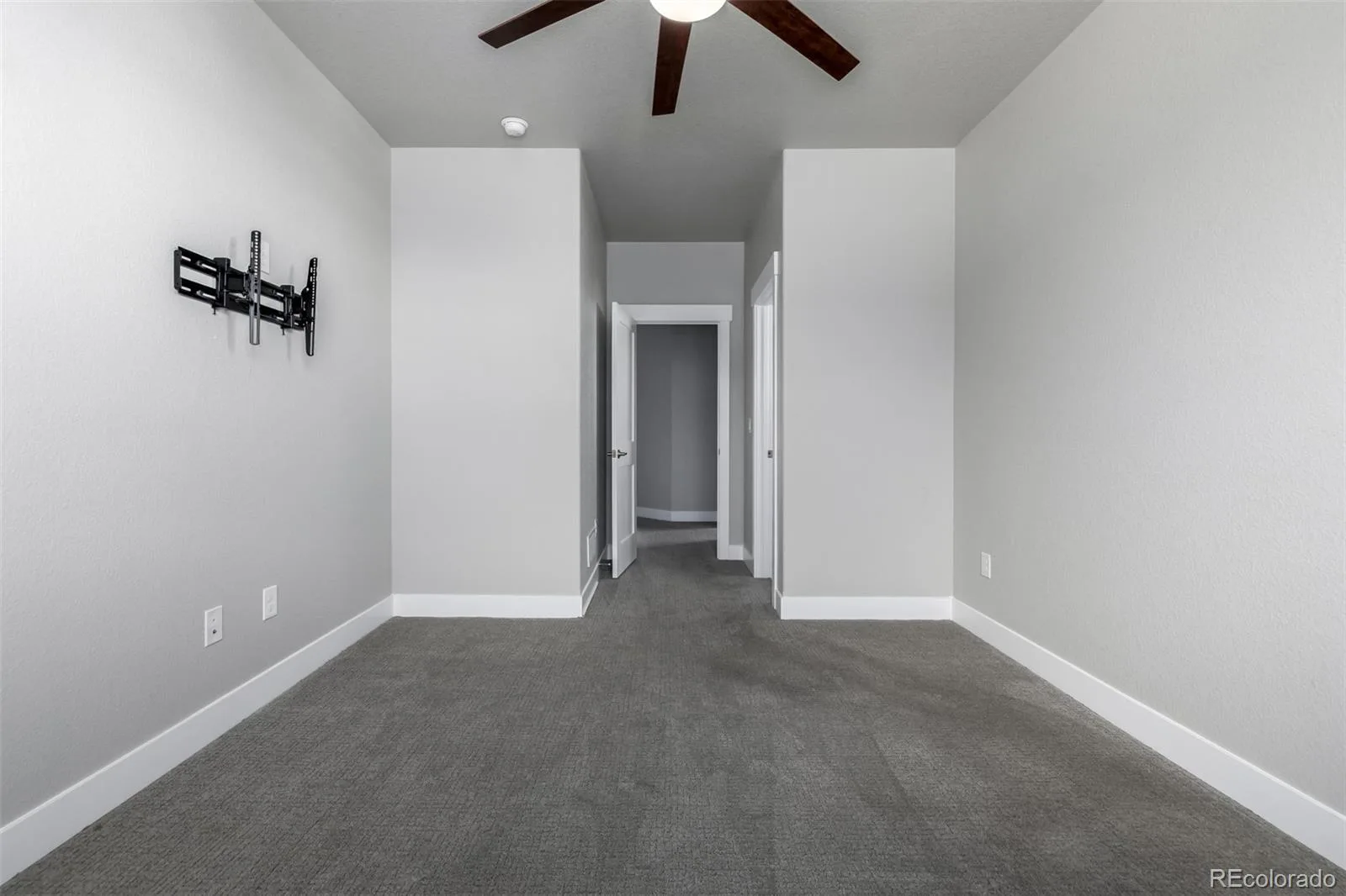23814 E 36th Place Aurora CO 80019 | MLS #REC9389275 08202026011222 1600 26
