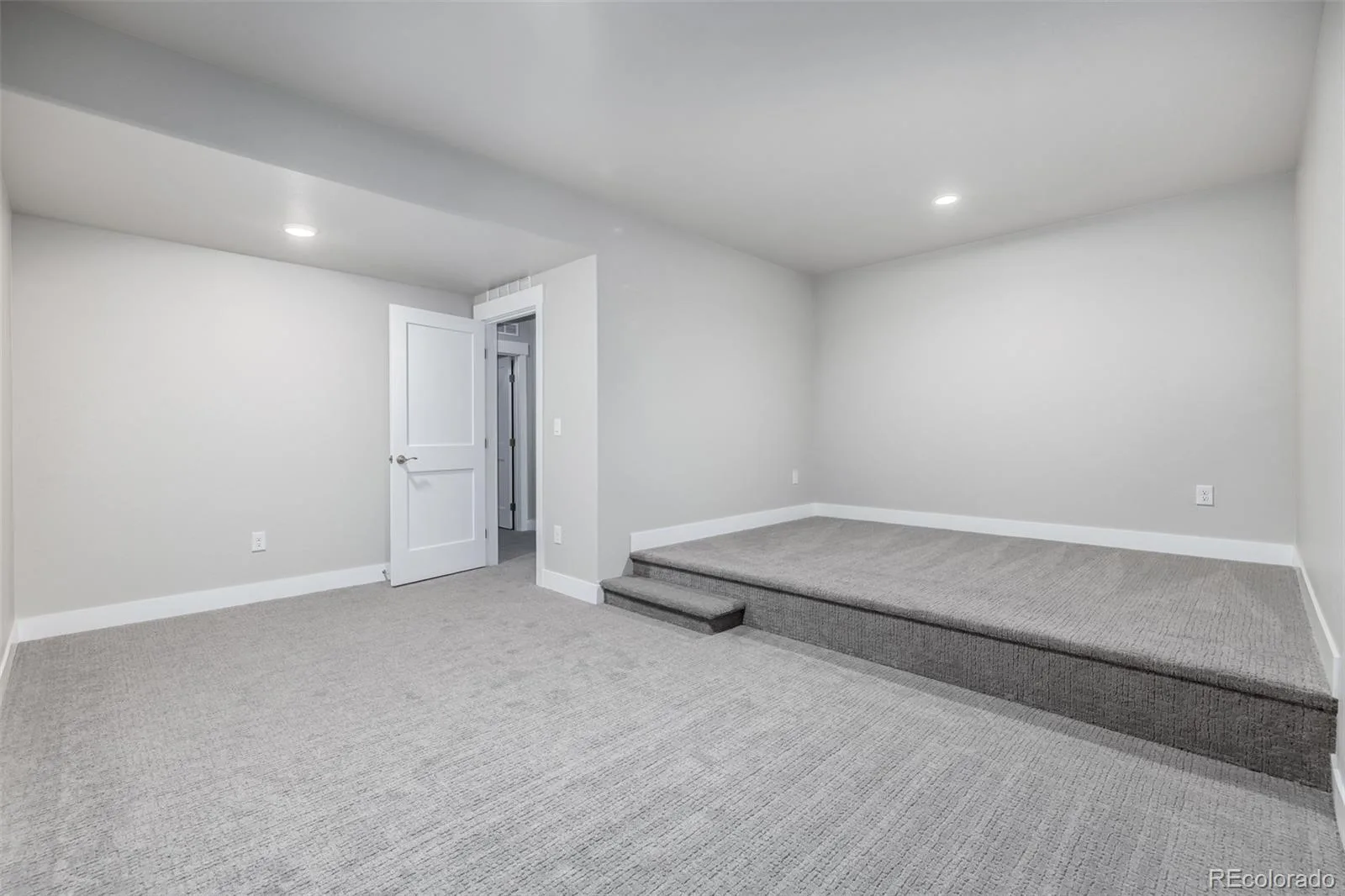 23814 E 36th Place Aurora CO 80019 | MLS #REC9389275 08202026011222 1600 36