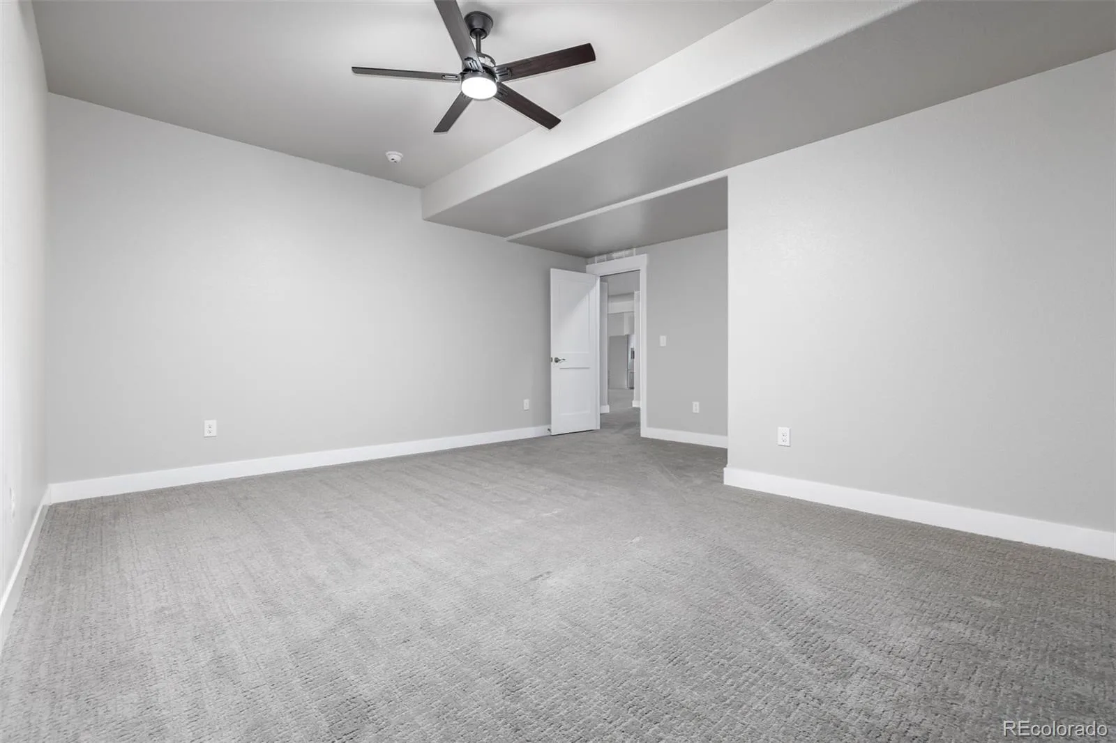 23814 E 36th Place Aurora CO 80019 | MLS #REC9389275 08202026011222 1600 40
