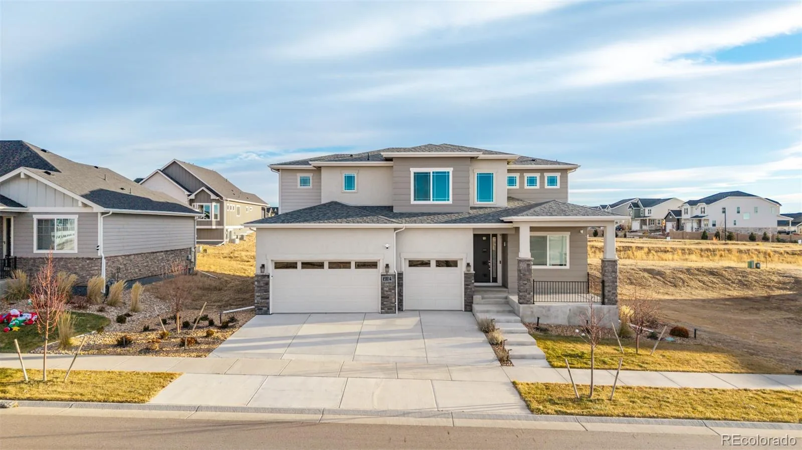 23814 E 36th Place Aurora CO 80019 | MLS #REC9389275 08202026011222 1600 48