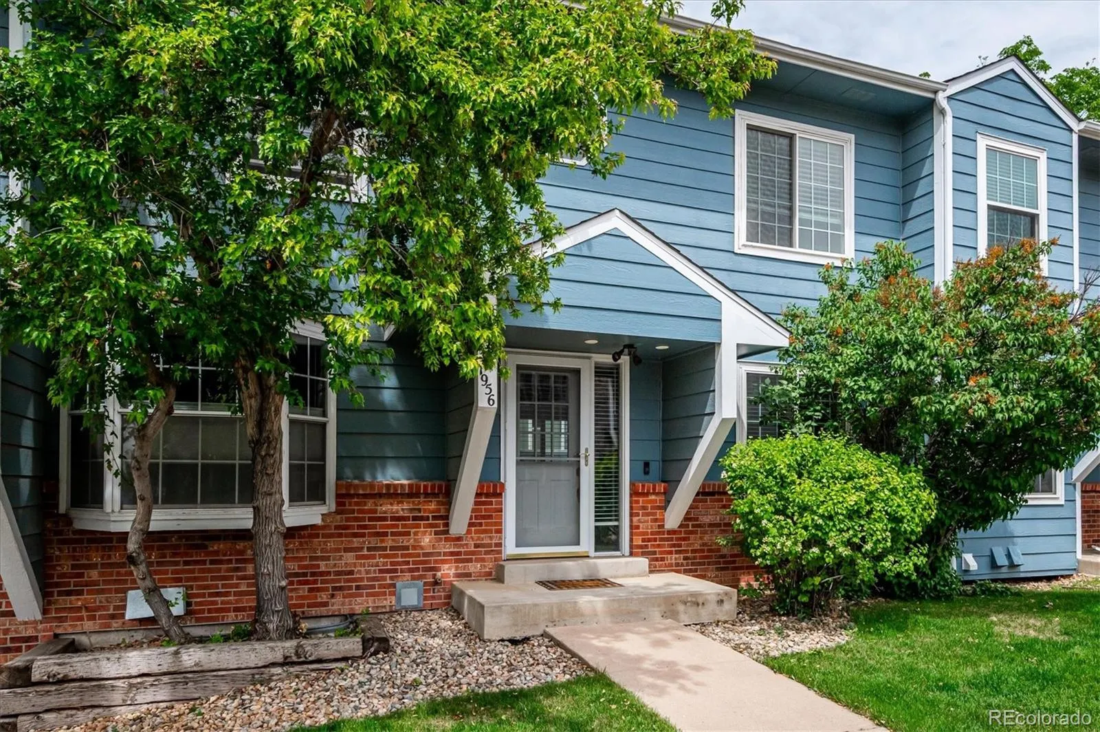 1956 S Balsam Street Lakewood CO 80227 | MLS #REC9390230 05152026201601 1600 1