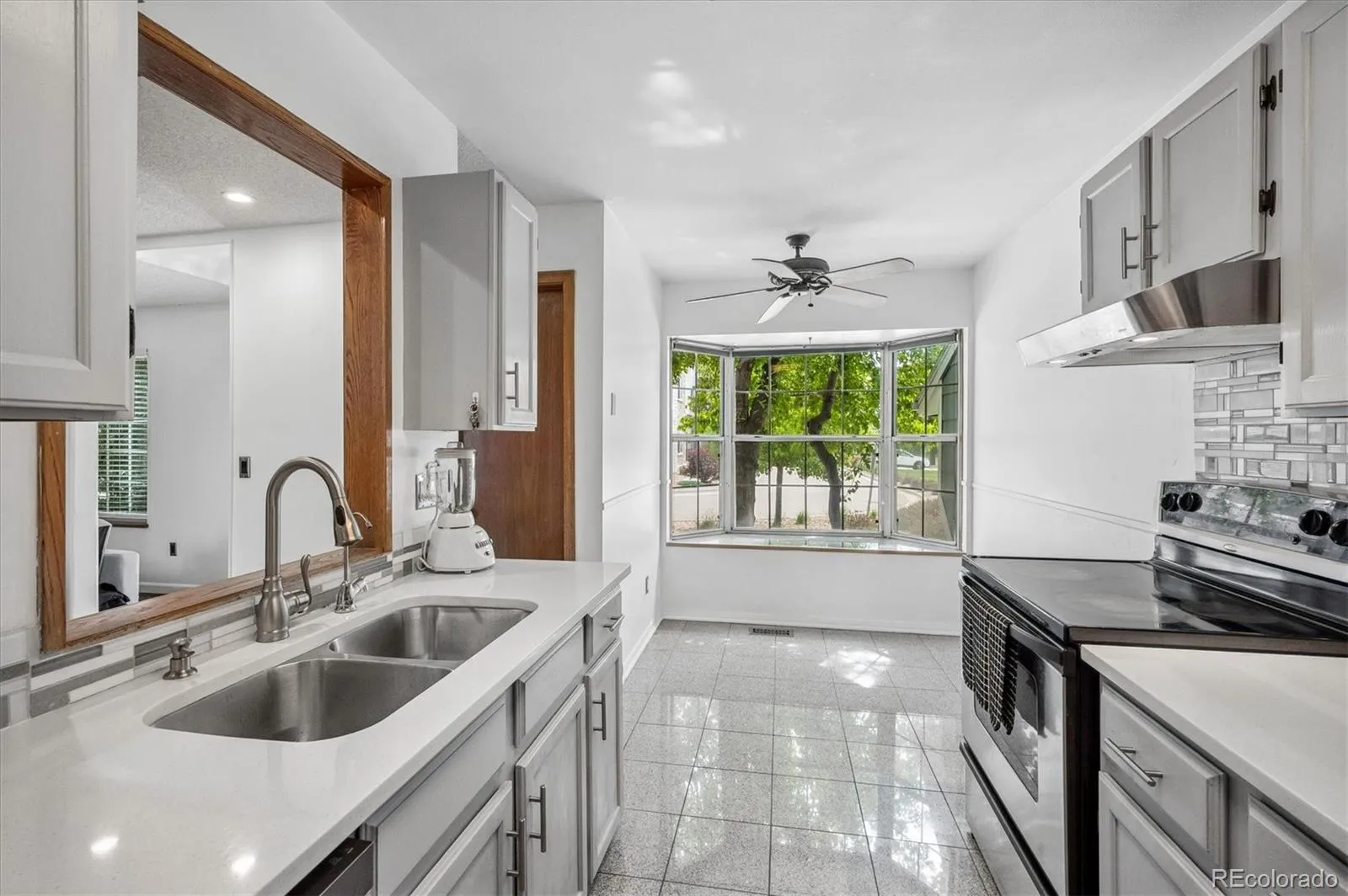 1956 S Balsam Street Lakewood CO 80227 | MLS #REC9390230 05152026201601 1600 8