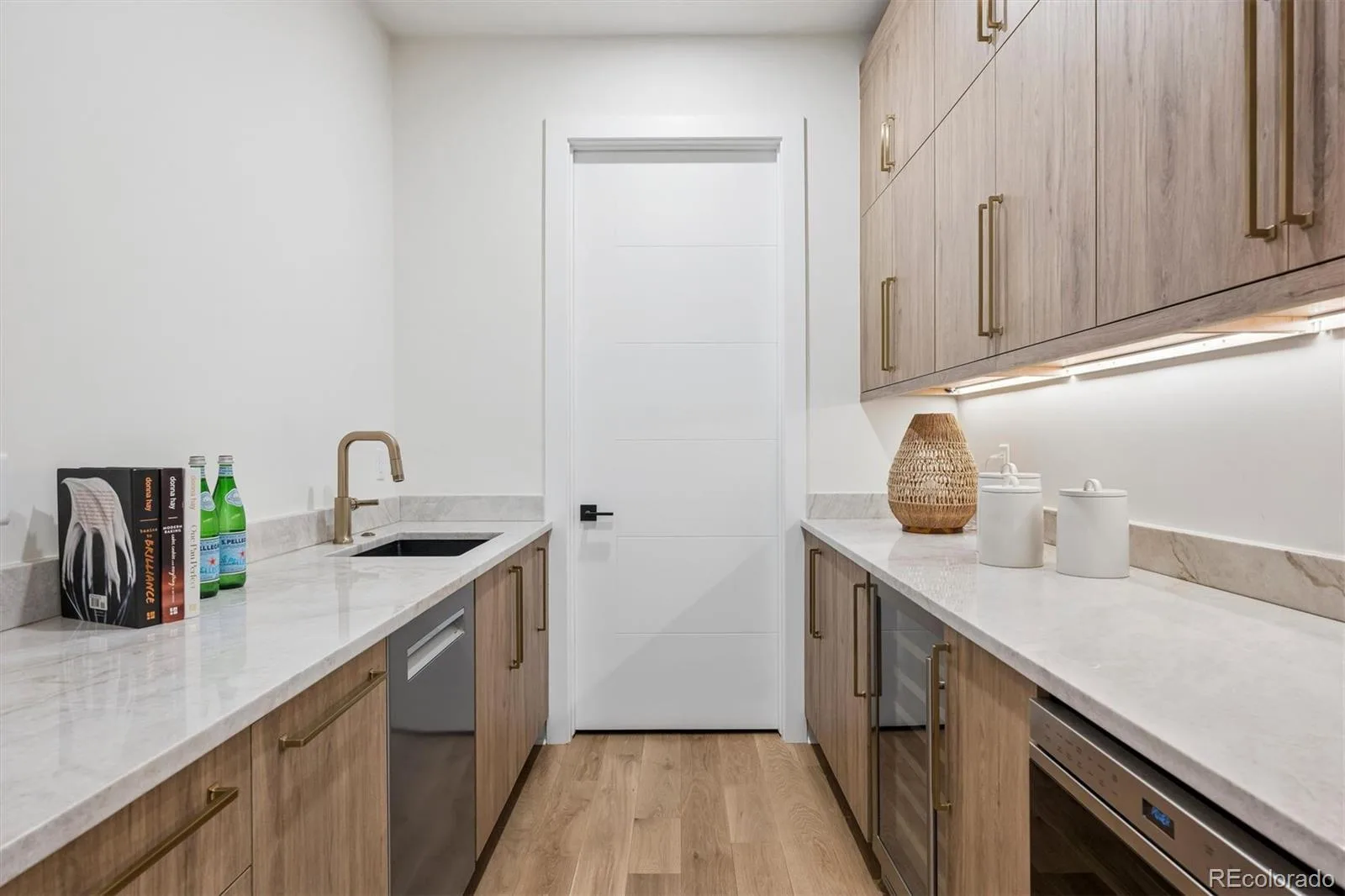 2821 E Cedar Avenue #12 Denver CO 80209 | MLS #REC9391387 08202026180755 1600 15