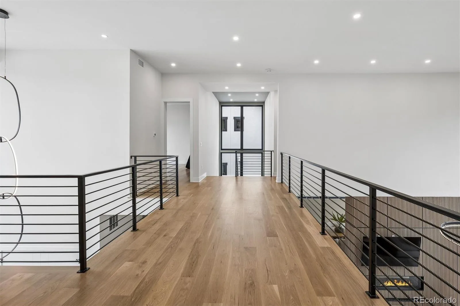 2821 E Cedar Avenue #12 Denver CO 80209 | MLS #REC9391387 08202026180755 1600 24