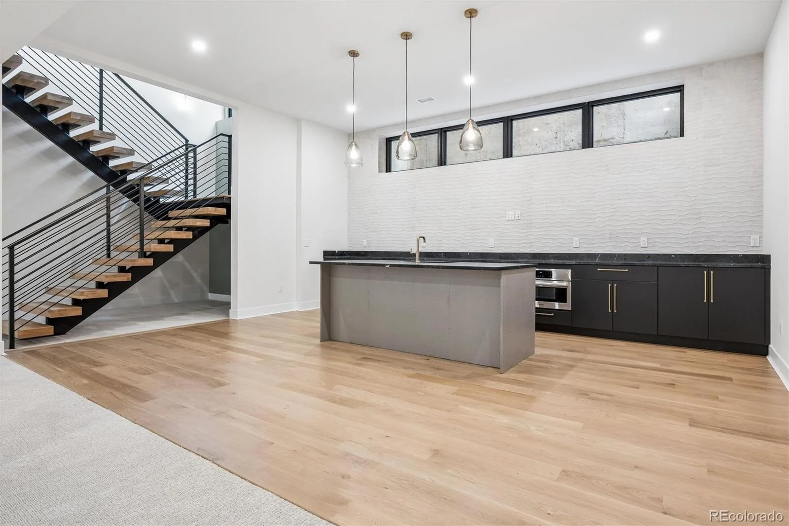 2821 E Cedar Avenue #12 Denver CO 80209 | MLS #REC9391387 08202026180755 1600 36
