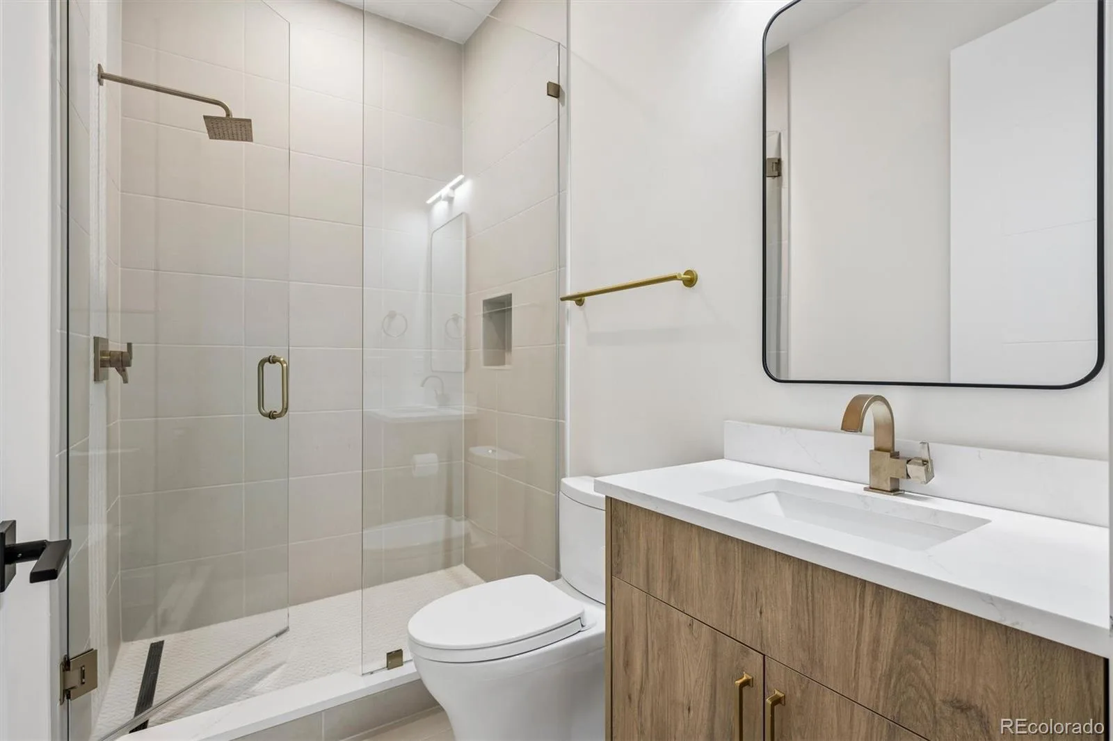 2821 E Cedar Avenue #12 Denver CO 80209 | MLS #REC9391387 08202026180755 1600 40
