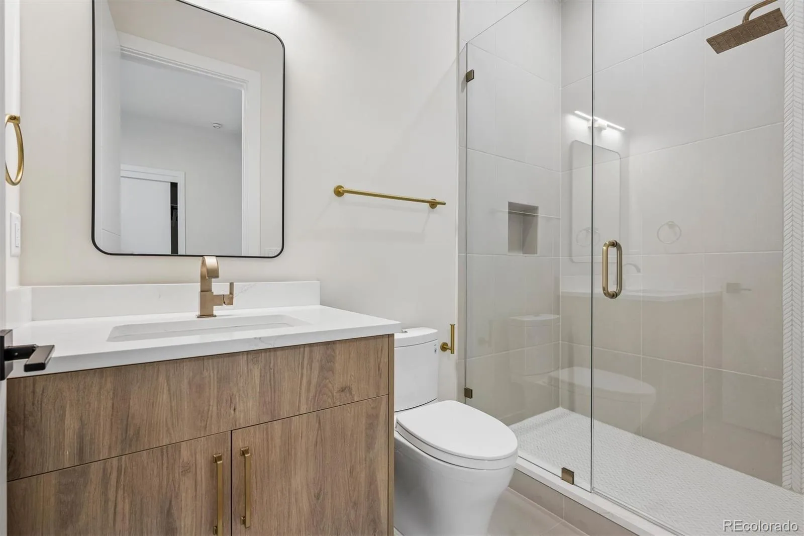 2821 E Cedar Avenue #12 Denver CO 80209 | MLS #REC9391387 08202026180755 1600 41