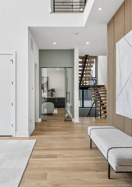 2821 E Cedar Avenue #12 Denver CO 80209 | MLS #REC9391387 08202026180755 800 23