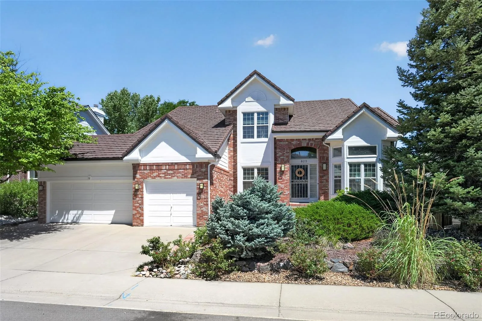 825 Huntington Drive Littleton CO 80126 MLS #REC9392152 07112026161302 1600 1