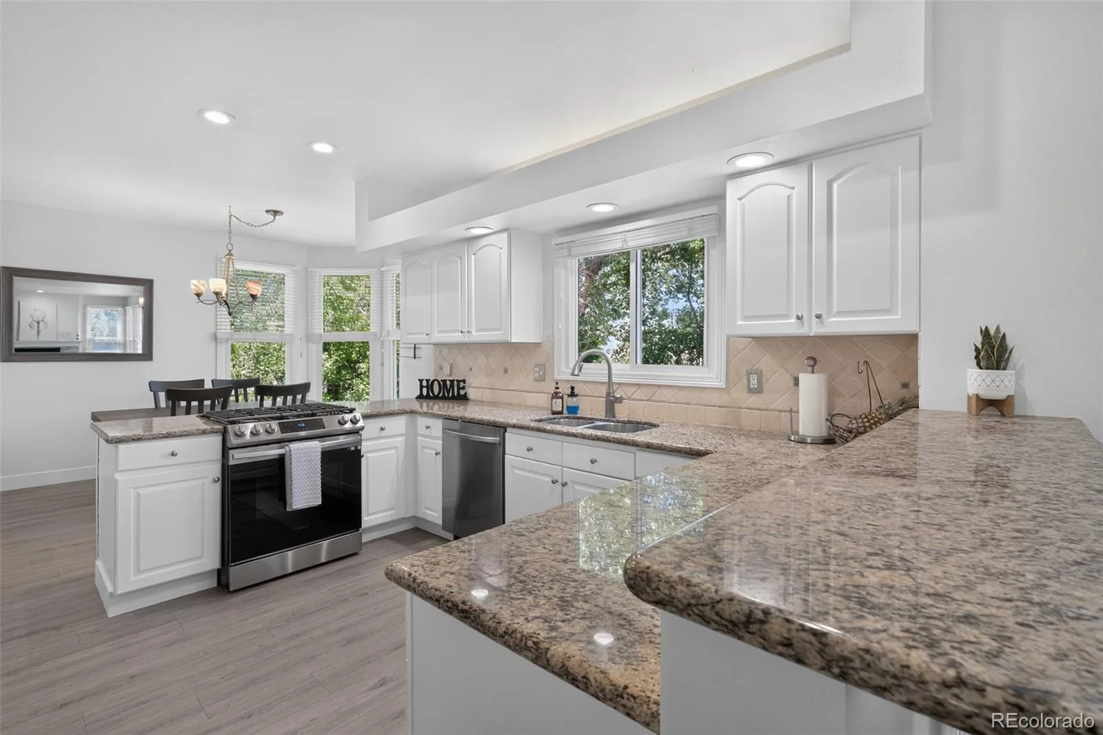 825 Huntington Drive Littleton CO 80126 MLS #REC9392152 07112026161302 1600 13