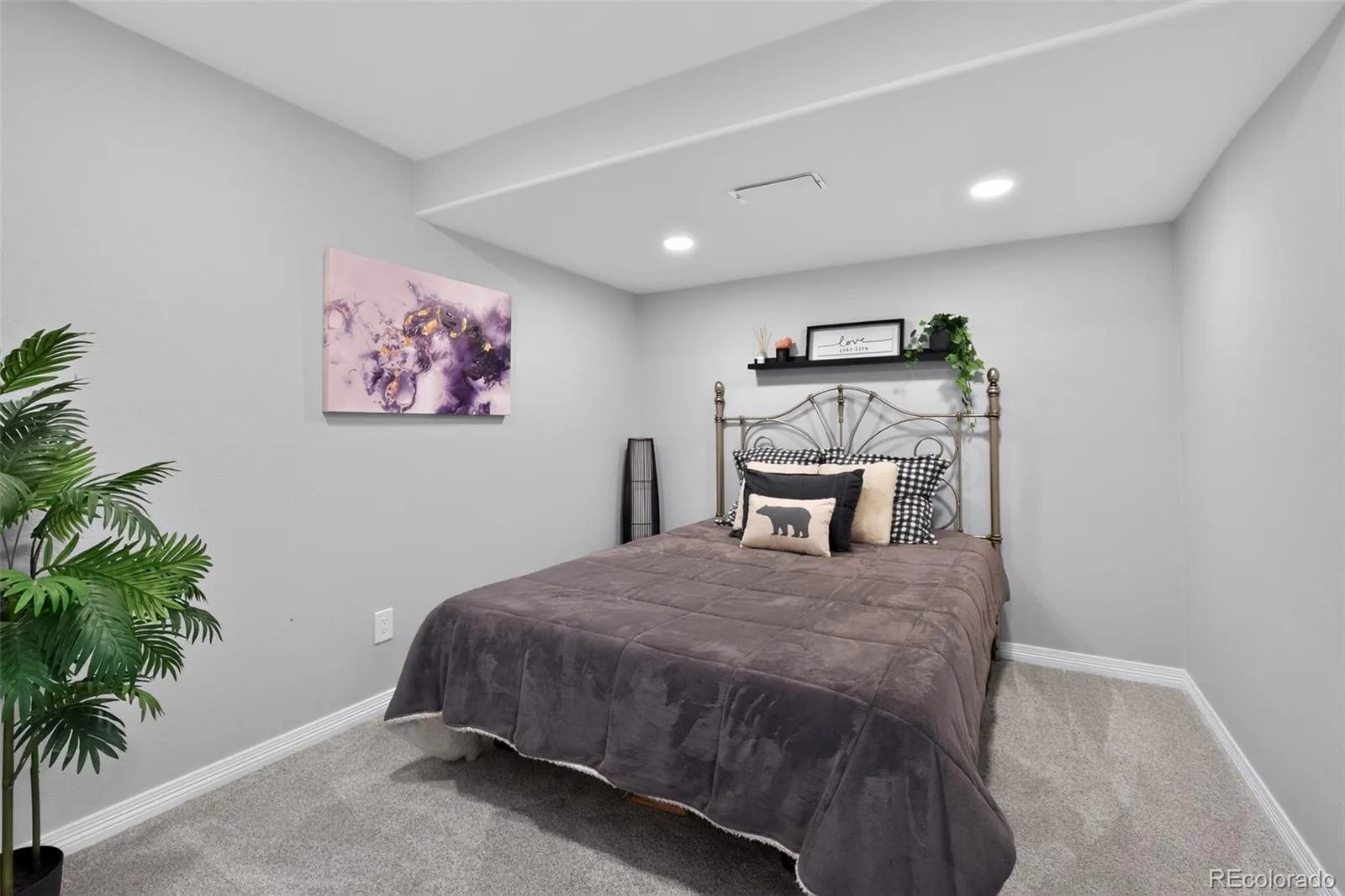 825 Huntington Drive Littleton CO 80126 MLS #REC9392152 07112026161302 1600 43