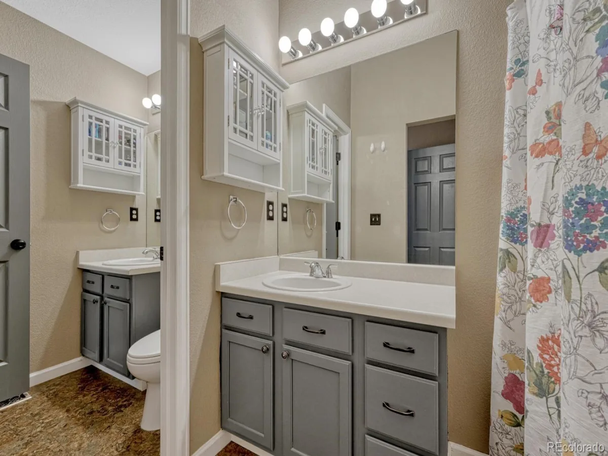2017 S Fundy Court Aurora CO 80013 | MLS #REC9392972 07232026154342 1200 19