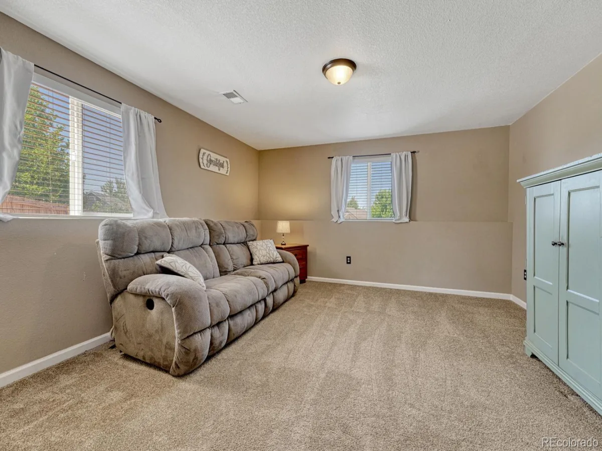 2017 S Fundy Court Aurora CO 80013 | MLS #REC9392972 07232026154342 1200 34