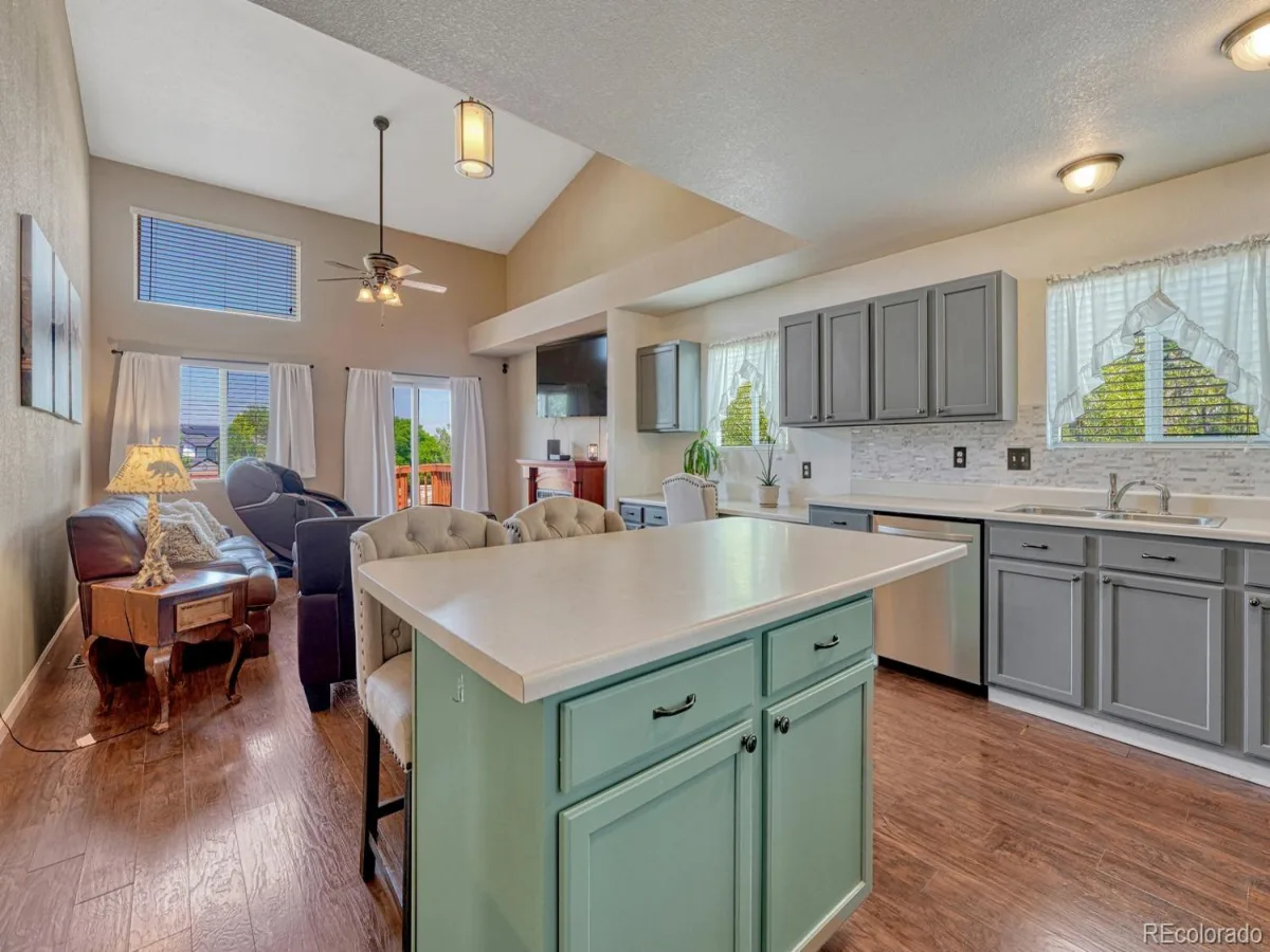 2017 S Fundy Court Aurora CO 80013 | MLS #REC9392972 07232026154342 1200 9