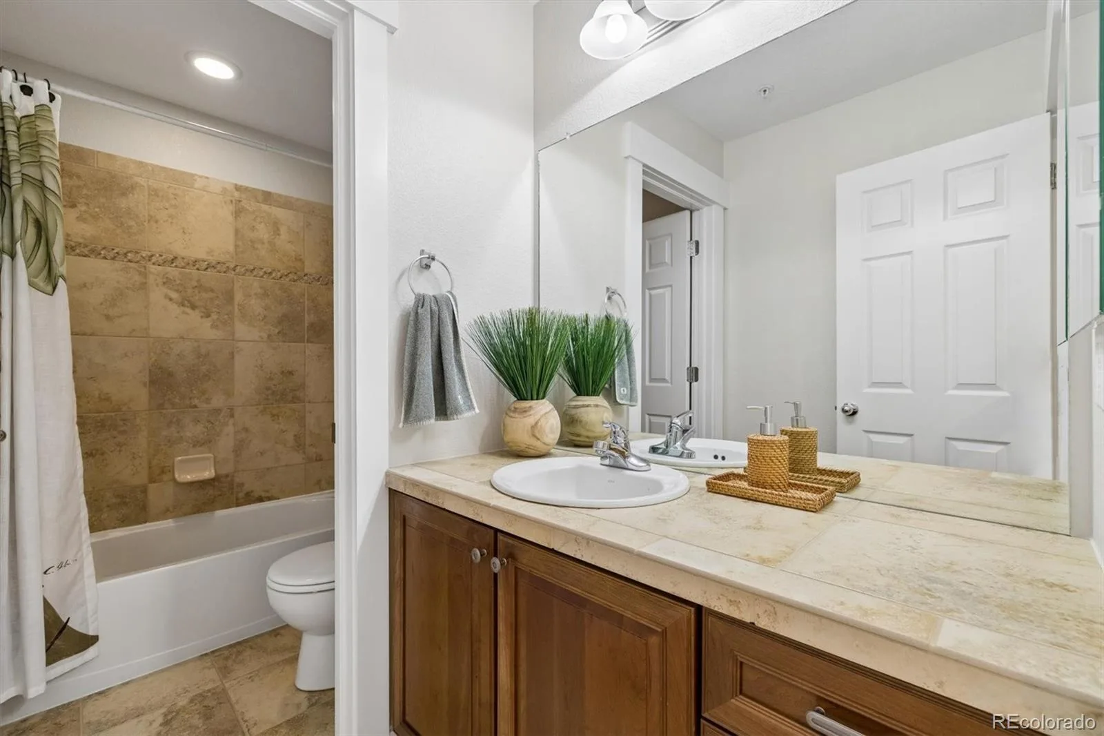 3444 N Xenia Street Denver CO 80238 MLS #REC9393729 07082026225804 1600 21