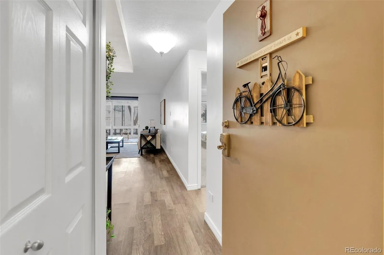 9300 E Center Avenue #7A Denver CO 80247 MLS #REC9393742 03202026225611 1600 4