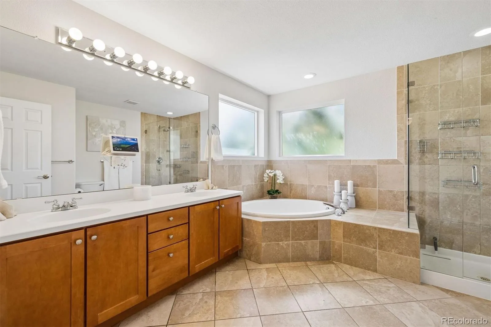 902 S Leyden Street Denver CO 80224 | MLS #REC9395306 10092026034558 1600 19