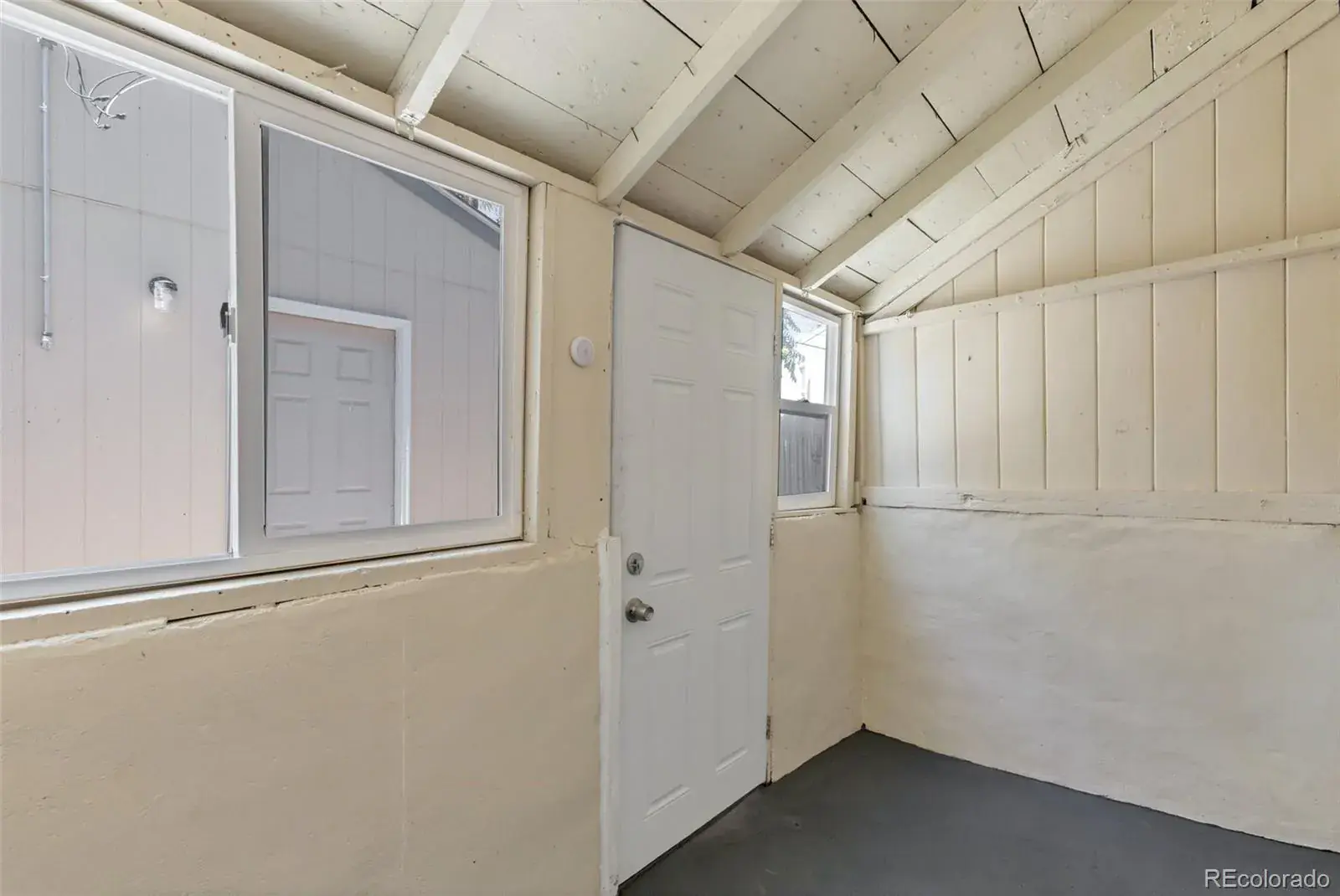 10032025001640 1600 25