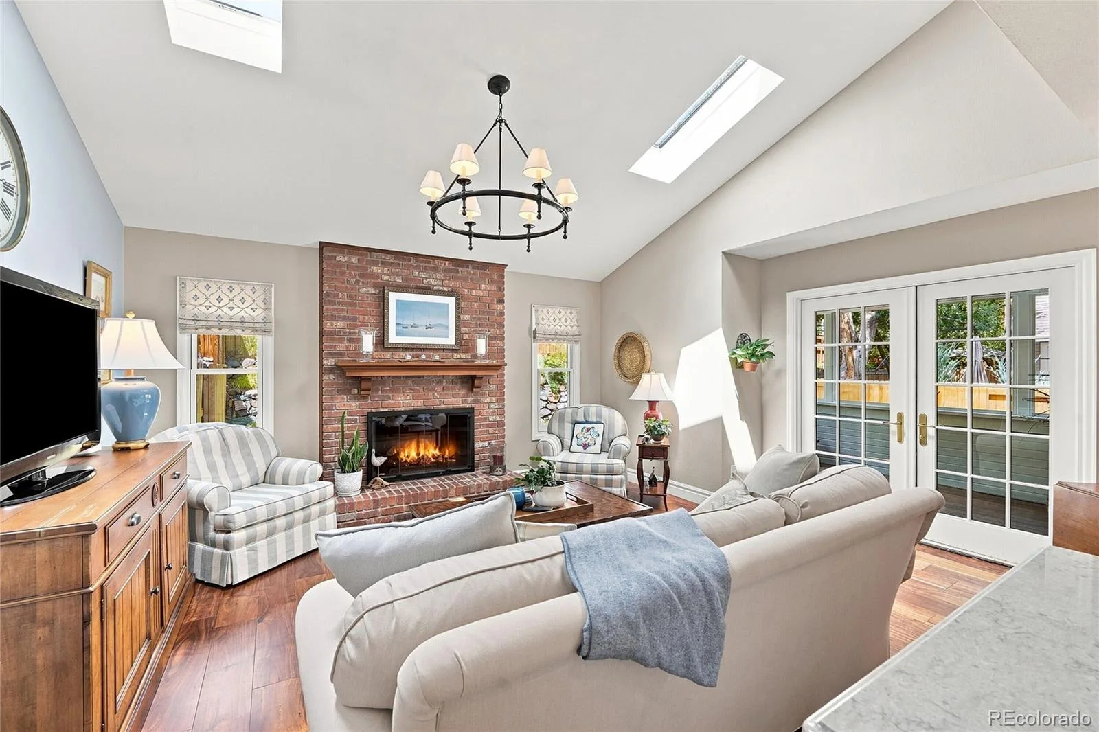 7569 S Ivanhoe Way Englewood CO 80112 | MLS #REC9399799 08112026215557 1600 17