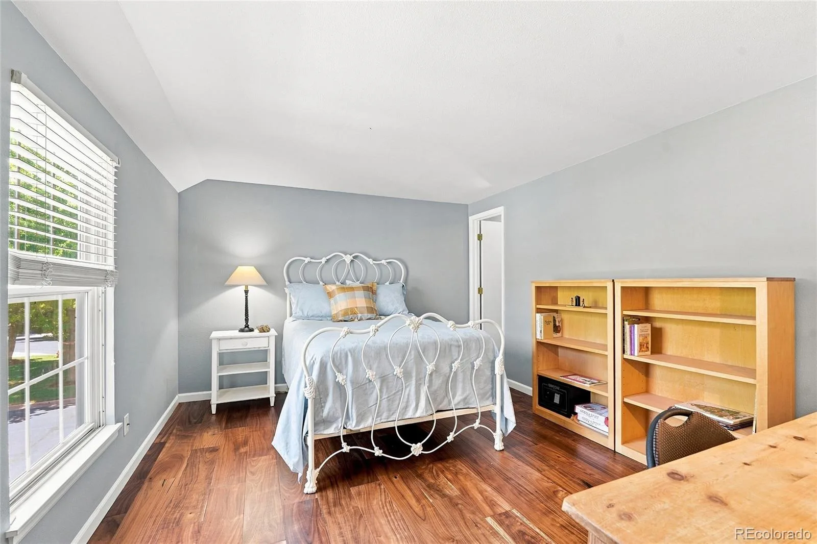 7569 S Ivanhoe Way Englewood CO 80112 | MLS #REC9399799 08112026215557 1600 26