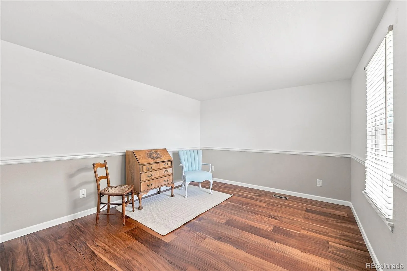 7569 S Ivanhoe Way Englewood CO 80112 | MLS #REC9399799 08112026215557 1600 27