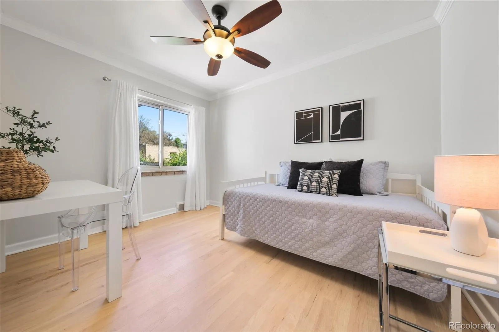 1580 S Josephine Street Denver CO 80210 MLS #REC9400258 05112026200019 1600 39