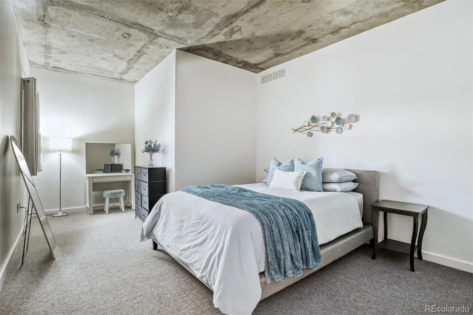 04142026043511 1600 19