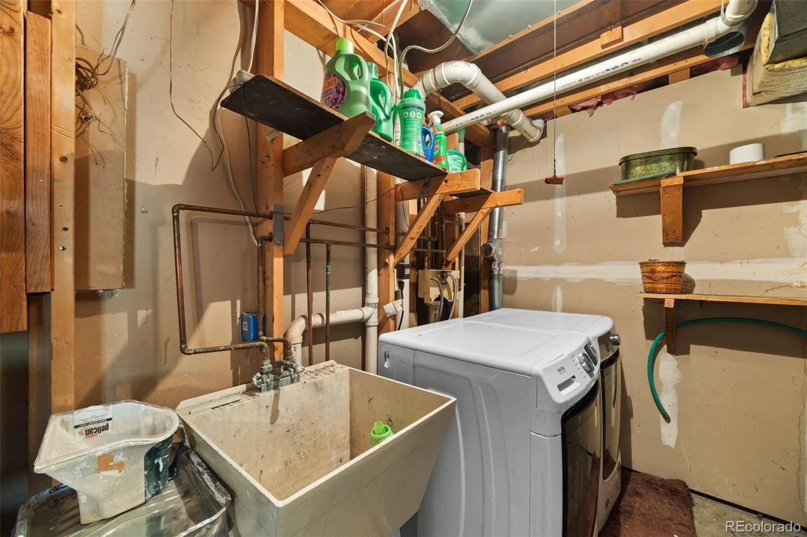 2366 S Eldridge Court Denver CO 80228 | MLS #REC9401505 08122026213053 1600 33